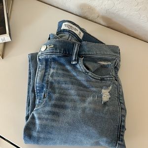 Abercrombie & Fitch Super Skinny High Rise Ankle